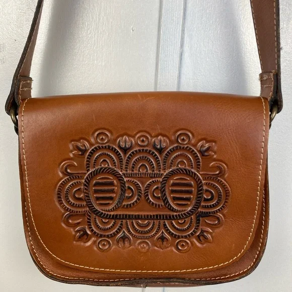 Patricia Nash . - Picture 3 of 8